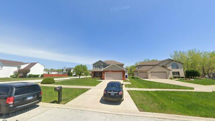 5645 feathercreek rd, matteson, il 60443