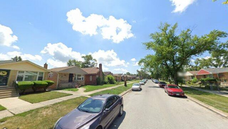 14621 s myrtle ave, harvey, il 60426