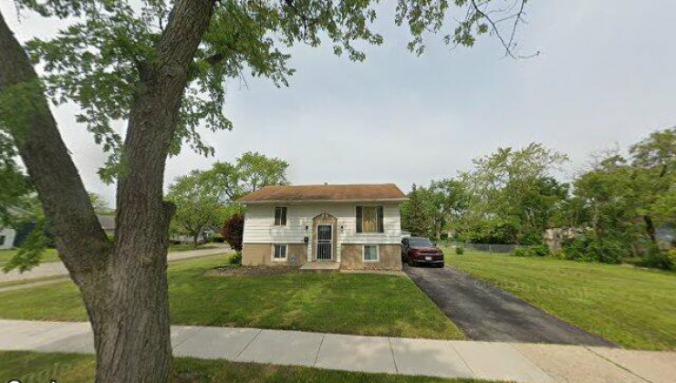 22138 woodbine rd, richton park, il 60471