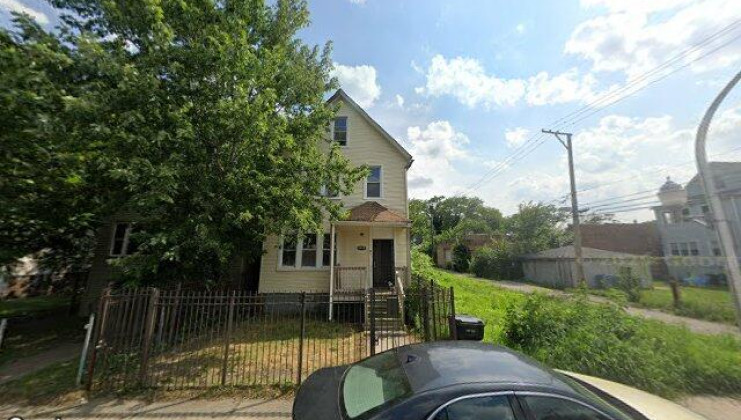 2951 e 80th pl, chicago, il 60617