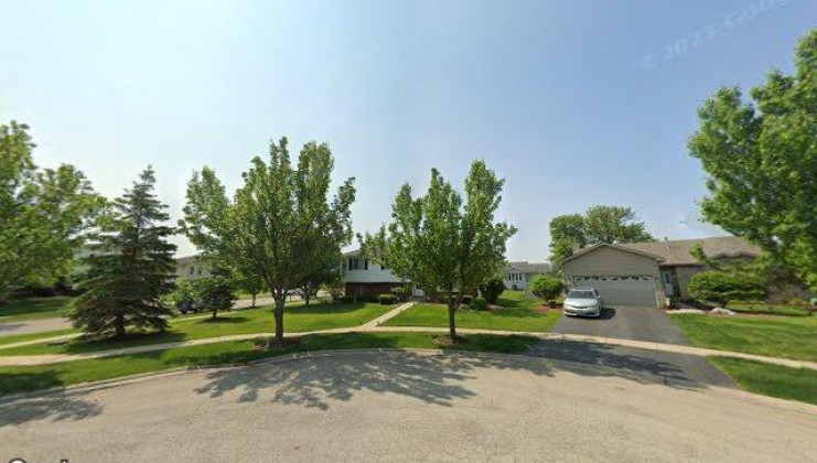 1315 bassett ct, joliet, il 60431