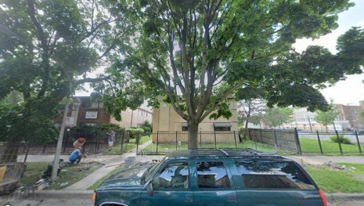7912 s ellis ave, chicago, il 60619