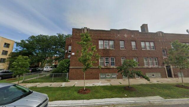 7955 s hermitage ave, chicago, il 60620