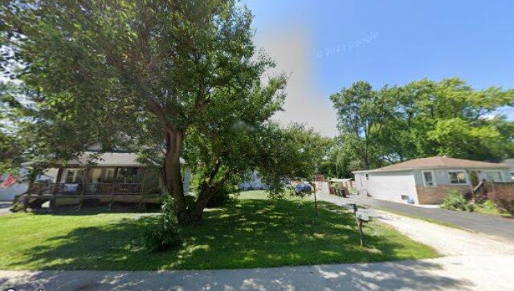 426 charlotte ave, crystal lake, il 60014