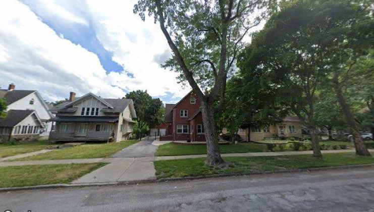 92 e 155th st, harvey, il 60426