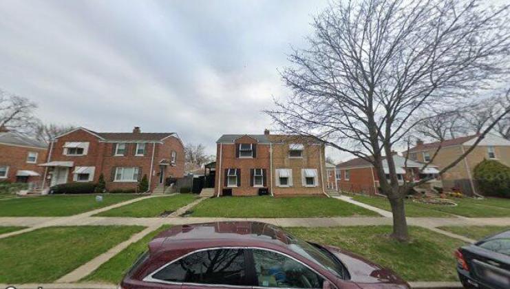 308 geneva ave, bellwood, il 60104