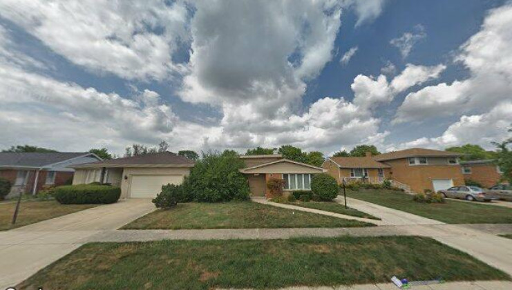 10640 preston st, westchester, il 60154
