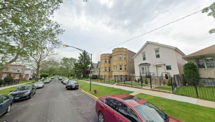 2226 n laporte ave, chicago, il 60639