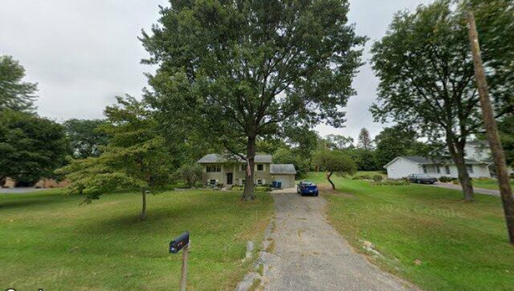 22 w pleasantview dr, oswego, il 60543