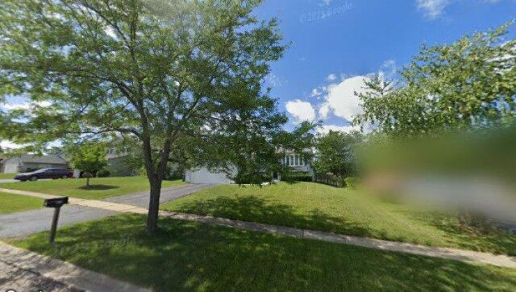 672 pnn blvd, lindenhurst, il 60046