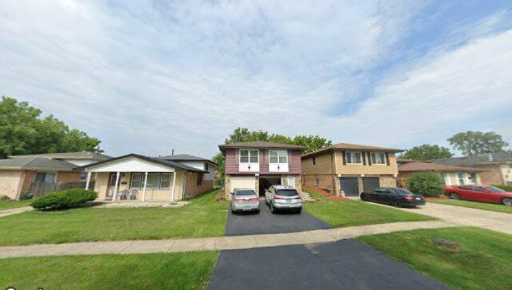 18058 edwards ave, country club hills, il 60478