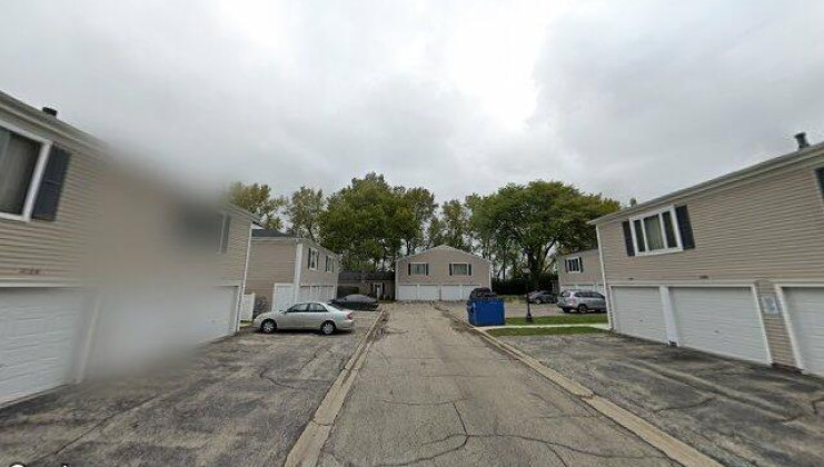 1140 cove dr, prospect heights, il 60070