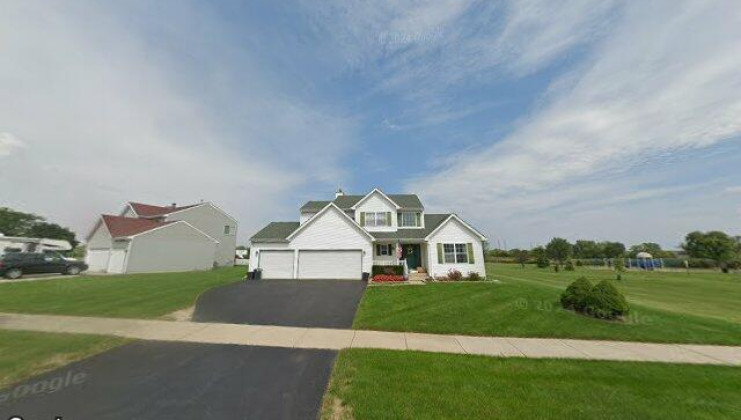 1707 sunshine ln, zion, il 60099