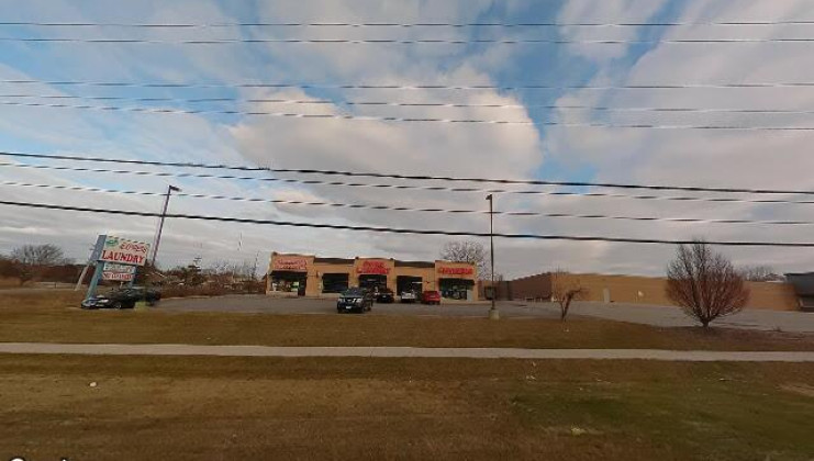 106-110 rollins rd, round lake beach, il 60073