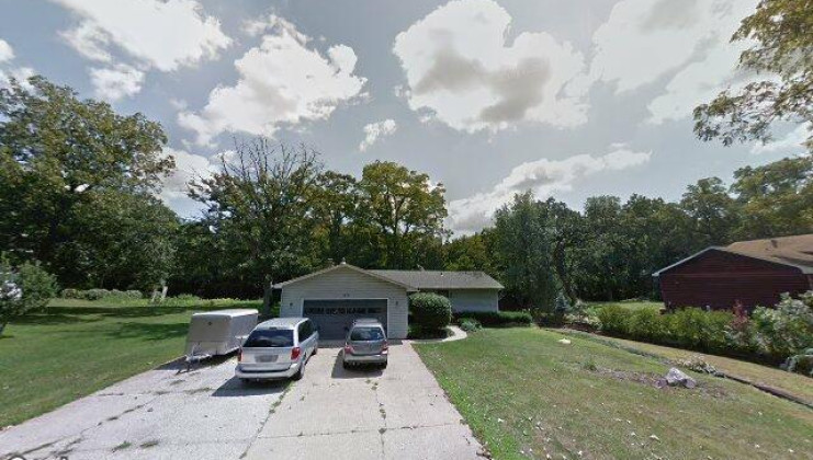 7710 ravina dr, spring grove, il 60081