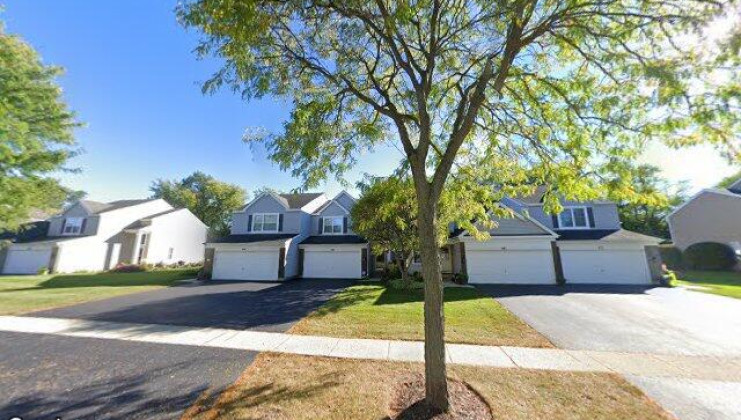 683 silk oak ln, crystal lake, il 60014