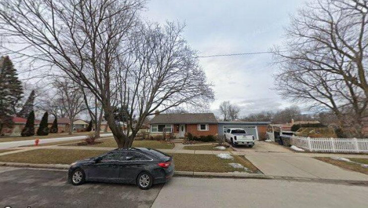 820 ford ave, elgin, il 60120