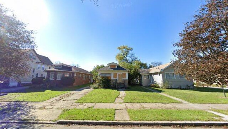 142 s 16th ave, maywood, il 60153