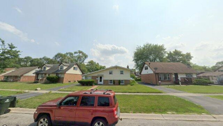 3801 167th pl, country club hills, il 60478