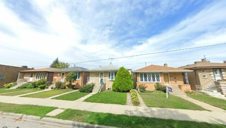 5742 w 63rd pl, chicago, il 60638