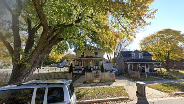 957 larkin ave, elgin, il 60123