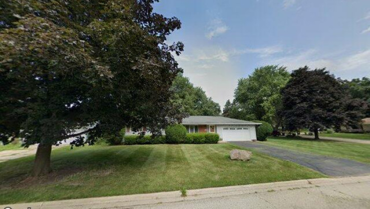 509 oak dr, east dundee, il 60118