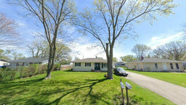 1910 bradley dr, montgomery, il 60538