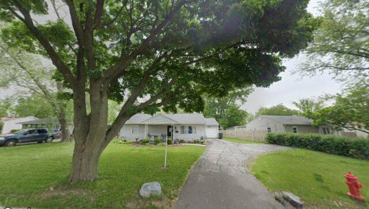 226 fairway rd, carpentersville, il 60110