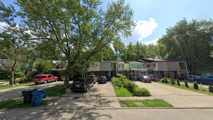 2048 berkshire cir unit f, carpentersville, il 60110