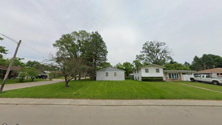 122 amarillo dr, carpentersville, il 60110