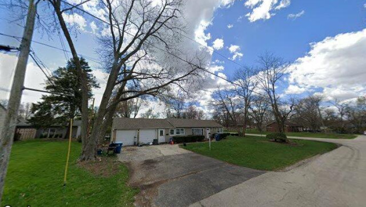 1222 mcdonald ave, aurora, il 60506