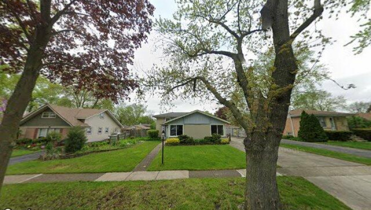 1020 allen ave, west chicago, il 60185
