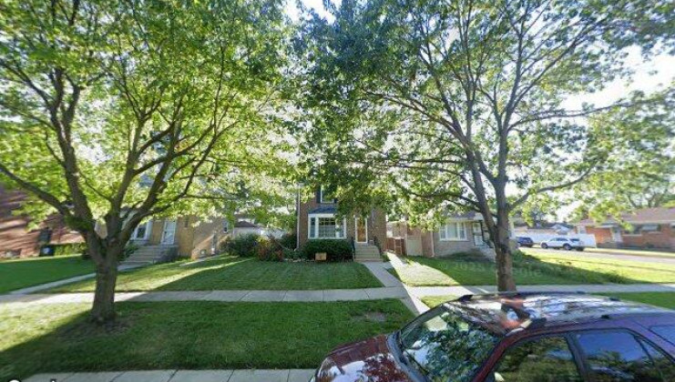 1104 hull ave, westchester, il 60154