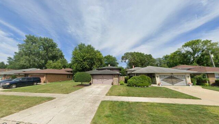 15129 university ave, dolton, il 60419