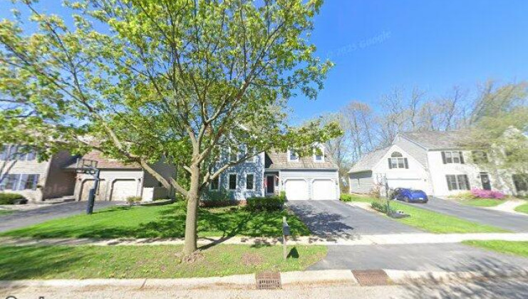 4786 kings way north, gurnee, il 60031