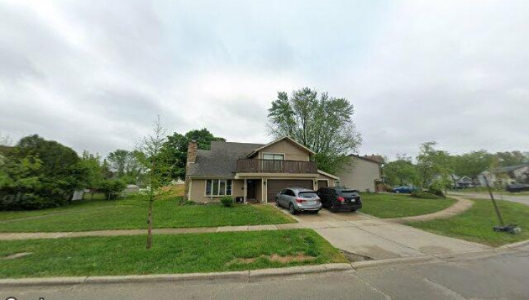5209 arlington cir, hanover park, il 60133