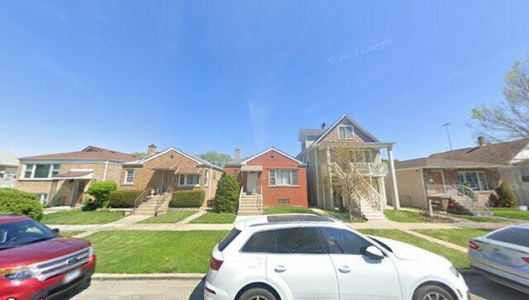 2835 highland ave, berwyn, il 60402