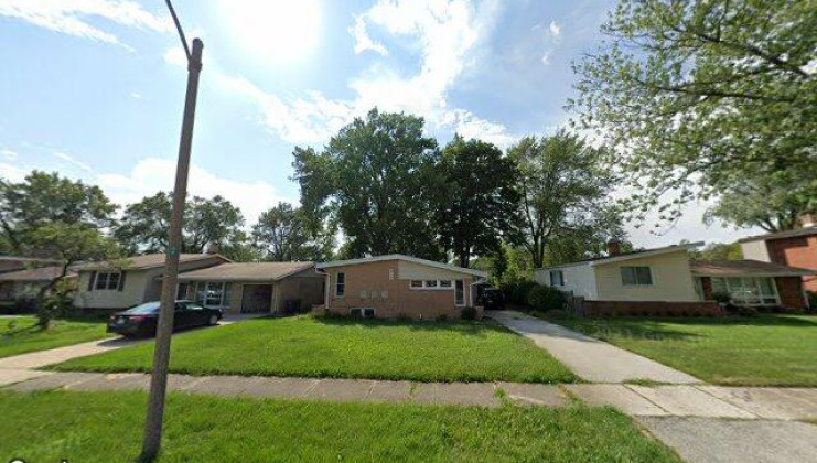 618 arthur dr, lombard, il 60148