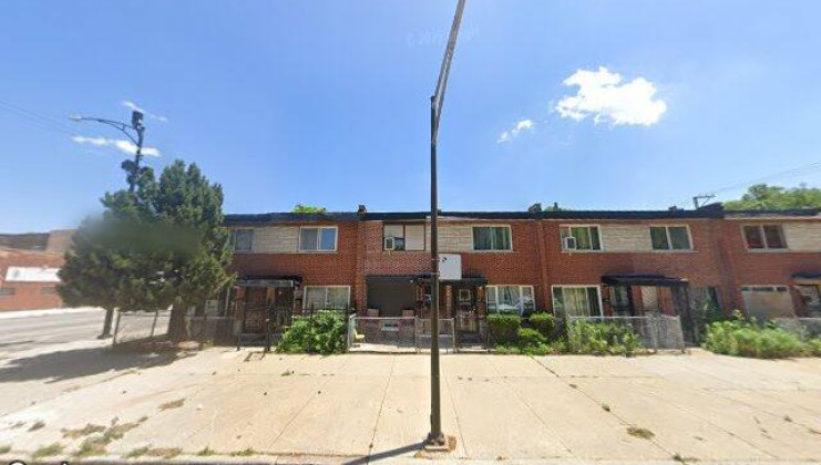 1301 e 75th st, chicago, il 60619