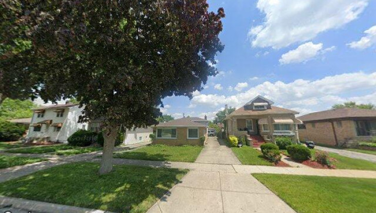 2109 s 12th ave, maywood, il 60153