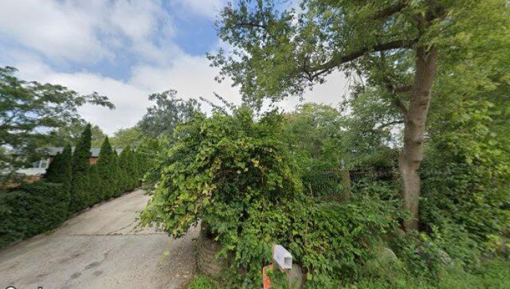 2122 algonquin rd, fox river grove, il 60021