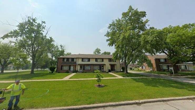 19 indianwood blvd, park forest, il 60466