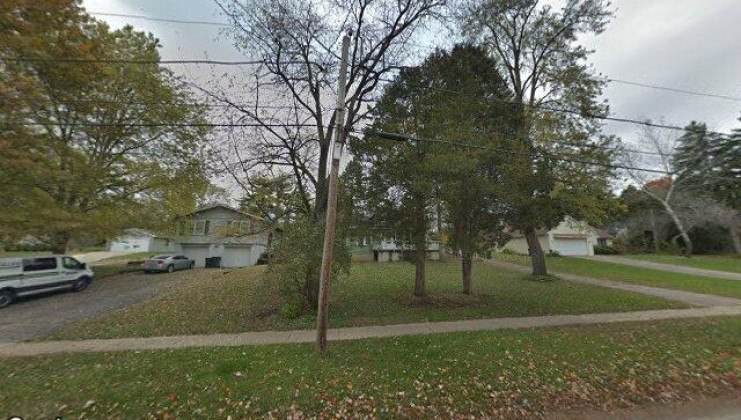 330 park ave, cary, il 60013