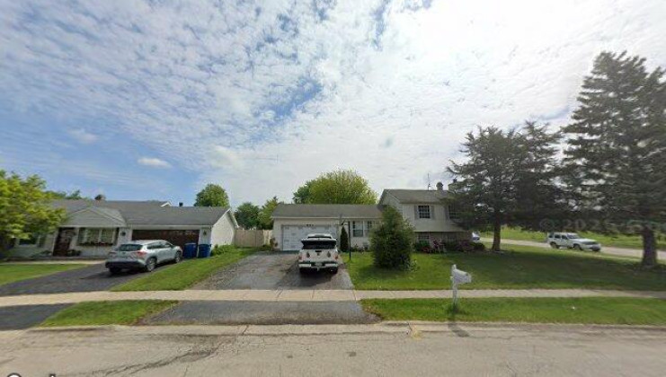 893 voyager dr, bartlett, il 60103