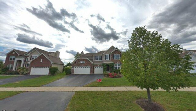 106 redmond dr, gilberts, il 60136