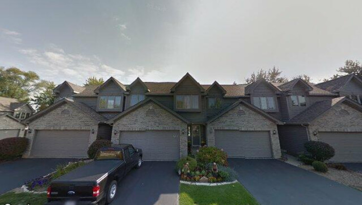 913 ascot dr, elgin, il 60123