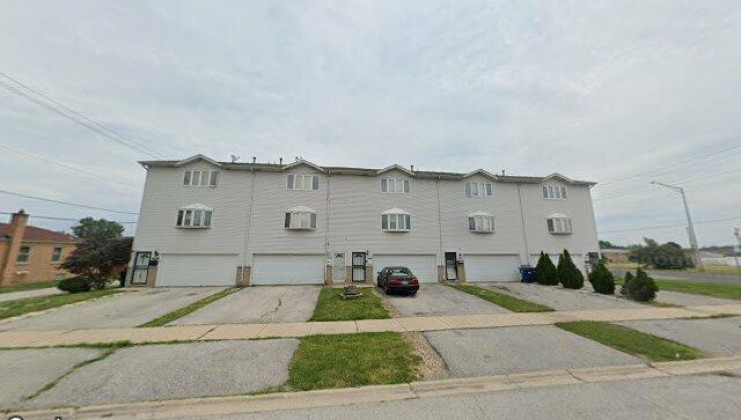14541 s marquette ave, burnham, il 60633