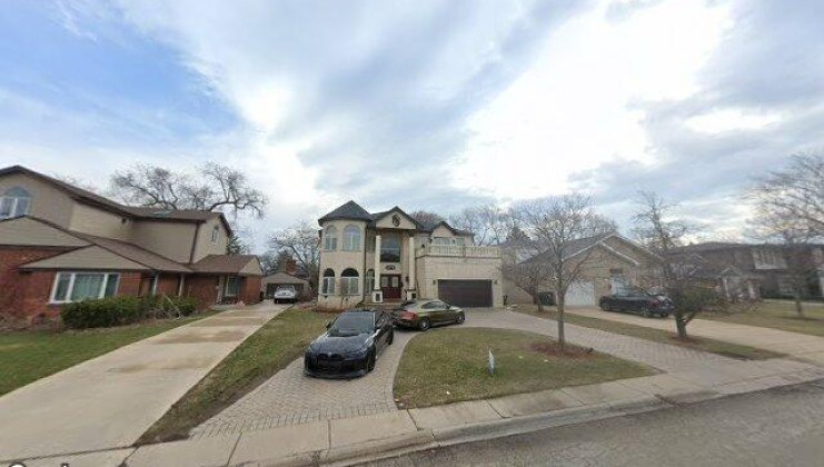 6923 n kilbourn, lincolnwood, il 60712