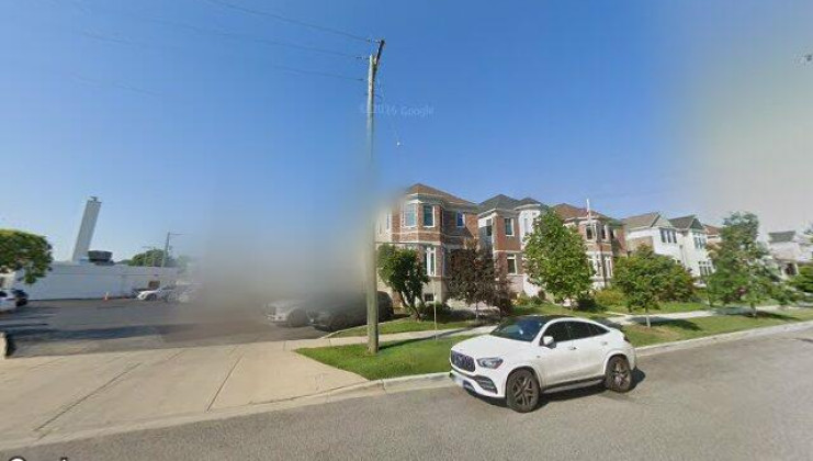 6064 n sauganash ave, chicago, il 60646