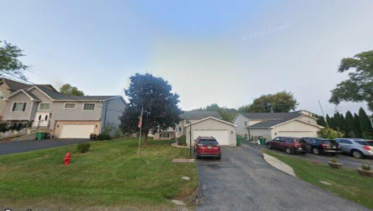 511 monroe ave, fox lake, il 60020